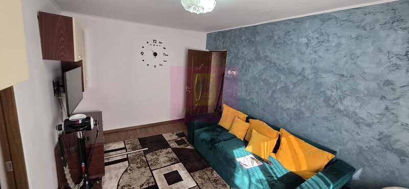 Apartament cu 2 camere, et 1 in Campina