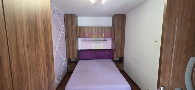 Apartament cu 2 camere, et 1 in Campina